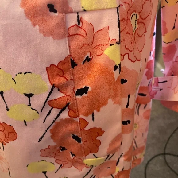 Floral Pink Trench Coat - Picture 4 of 6